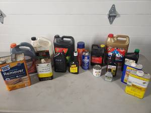 lot 104 image: Automotive Chemicals, Oils, Household Chemicals