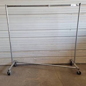 lot 318 image: Steel 66 x 66 Industrial Steel Commercial Grade Garment Rack (Right)