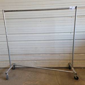 lot 319 image: Steel 66 x 66 Industrial Steel Commercial Grade Garment Rack (Right)