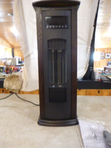 lot 49 image: Lifesmart Infrared Quartz Heater