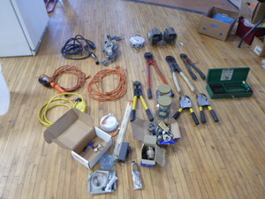 lot 55 image: Miscellaneous Garage Items