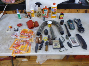 lot 115 image: Hunting Items
