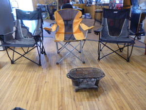 lot 127 image: Folding Chairs and Lodge Grill