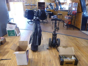 lot 150 image: Golf Clubs and Bag