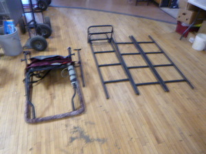 lot 160 image: Dear Stand with Ladder