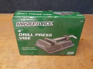 lot 719 image: New Masterforce 4 Drill Press Vice