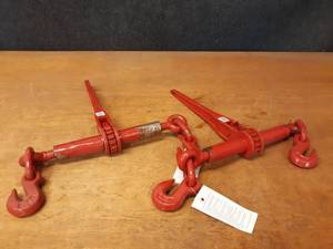 lot 722 image: Lot of (2) 38 Ratcheting Chain Binders