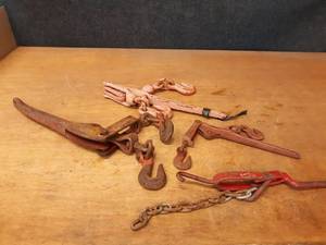 lot 724 image: Lot of (4) Chain Binders - 38 and 14