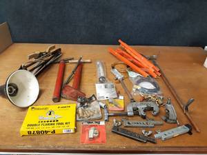 lot 738 image: Tube Flaring Tools, Pipe Cutters, Extension Cord Wrappers, Bicycle Pumps, Articulating Light, Pneumatic Fittings and More