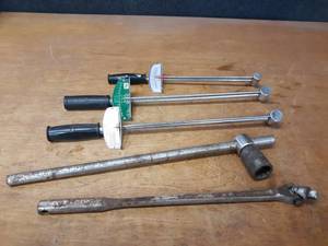lot 751 image: Lot of Breaker Socket Wrenches and Torque Wrenches - Craftsman, Thorsen - 38 Drive to 34 Drive