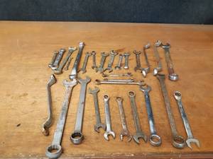lot 758 image: Lot of (28) Combination Wrenches - From 1-116 to 516
