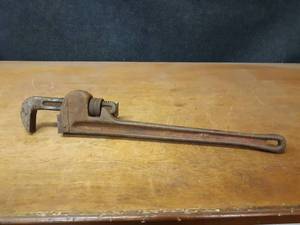 lot 774 image: Craftsman Pipe Wrench 24