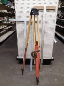 lot 795 image: (2) Aluminum 48 T-Squares, Straight Edge and Surveyors Tripod