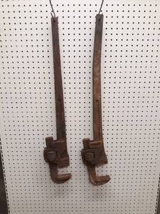 lot 796 image: Pair of Trimont MFG 36 Pipe Wrenches