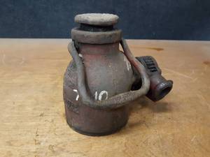 lot 839 image: Duff-Norton 15 Ton Ratcheting Jack - about 2-12 Raise and 7 Tall