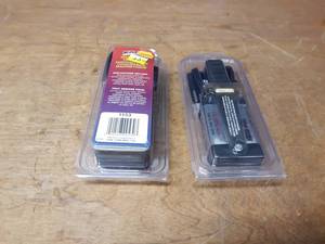 lot 851 image: Pair of New Magnetic Tank Heaters 120V 200W
