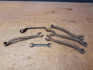 lot 927 image: Lot of (6) Antique FORD Wrenches