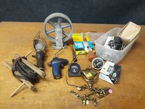 lot 928 image: Lot of Garage Supplies and More