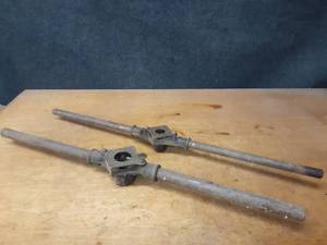 lot 929 image: Pair of Heavy Duty Die Threading Handles - Reed and Walworth - Both about 38 Long
