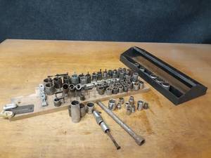 lot 976 image: Lot of Sockets - Mostly 12 and 38 Drive