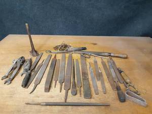 lot 980 image: Lot of Steel Files and Tools