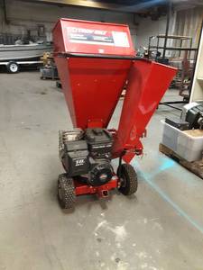 lot 705 image: Troy-Bilt Chipper Shredder - 10hp Engine - 3 Capacity