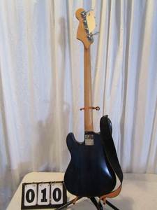 Precisimo Glissando Electric Bass Guitar