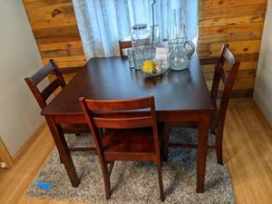 lot 201 image: Gorgeous Wood Table and Four Chairs (30x42x42)