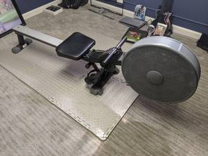 lot 121 image: Get Fit Indoor Rowing Machine