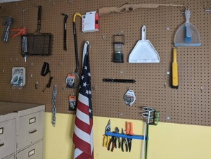 lot 47 image: Mixed Lot of Tools & Various Items Pliers, Wire Cutters, Clamp Sets, & More