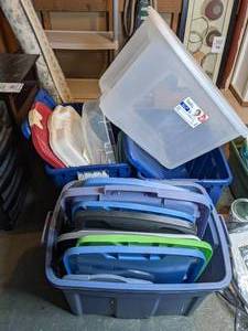 lot 173 image: Organize it. Plastic Bins and Covers