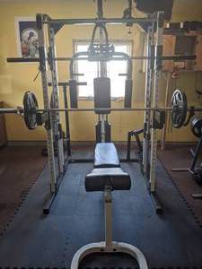lot 10 image: Large Total in Home Gym