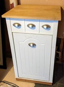lot 161 image: Farmhouse Style Kitchen Cabinet