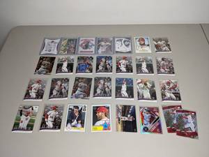 lot 72 image: Fantastic Baseball Cards Bryce Harper Lot 1118