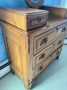 Antique Dresser w Mirror