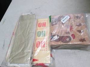 lot 74 image: 3 packs of gift boxes ...
