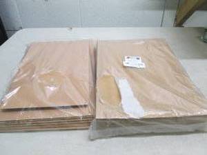 lot 75 image: 2 packs of gift boxes ...
