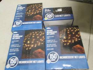 lot 86 image: 4 sets of net lights all power on ...