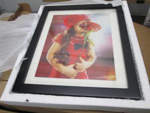 lot 92 image: box of photo frames and other misc ...