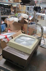 lot 131 image: elmo hp-l355 overhead projector pow...