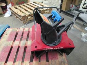 lot 155 image: toro powerclear power propell snowb...