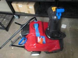 lot 166 image: toro snowblower cant get it to turn...
