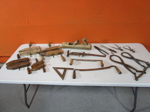 lot 74 image: Vintage Tools