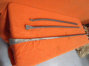 lot 78 image: Leverage Bars