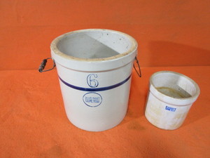 lot 112 image: Vintage 6 gal & 1 gal Stoneware Crocks