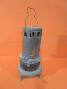 lot 116 image: Vintage Kerosene Heater