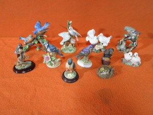 lot 163 image: Bird Figurines