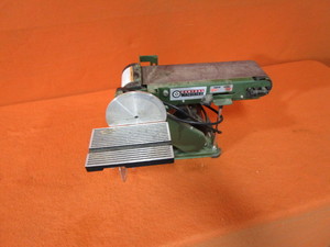 lot 9 image: BeltDisc Sander