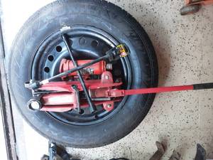 lot 8 image: New Wheel & Tire For Jeep 5 Lug, Small floor Jack, New Tire Iron