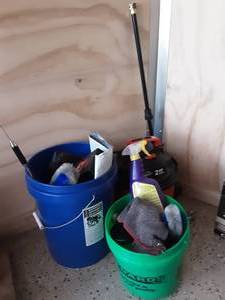 lot 11 image: Automotive & Car Detailing Supplies (2-Buckets & Vacuum)